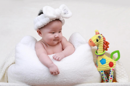 安岳宝宝几个月翻身